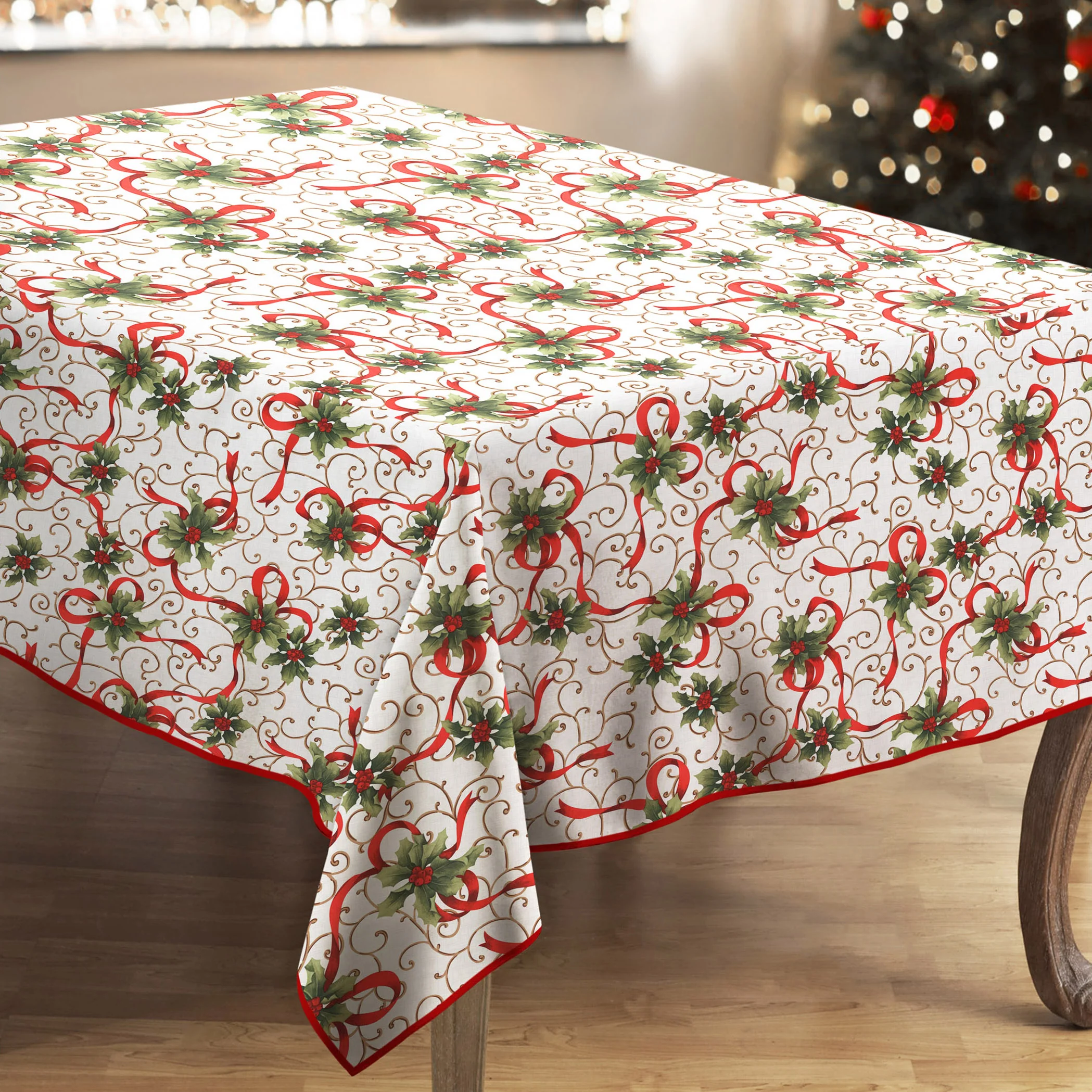 Kitchen Trends Luxury Cotton Christmas Carmen Holly Tablecloth