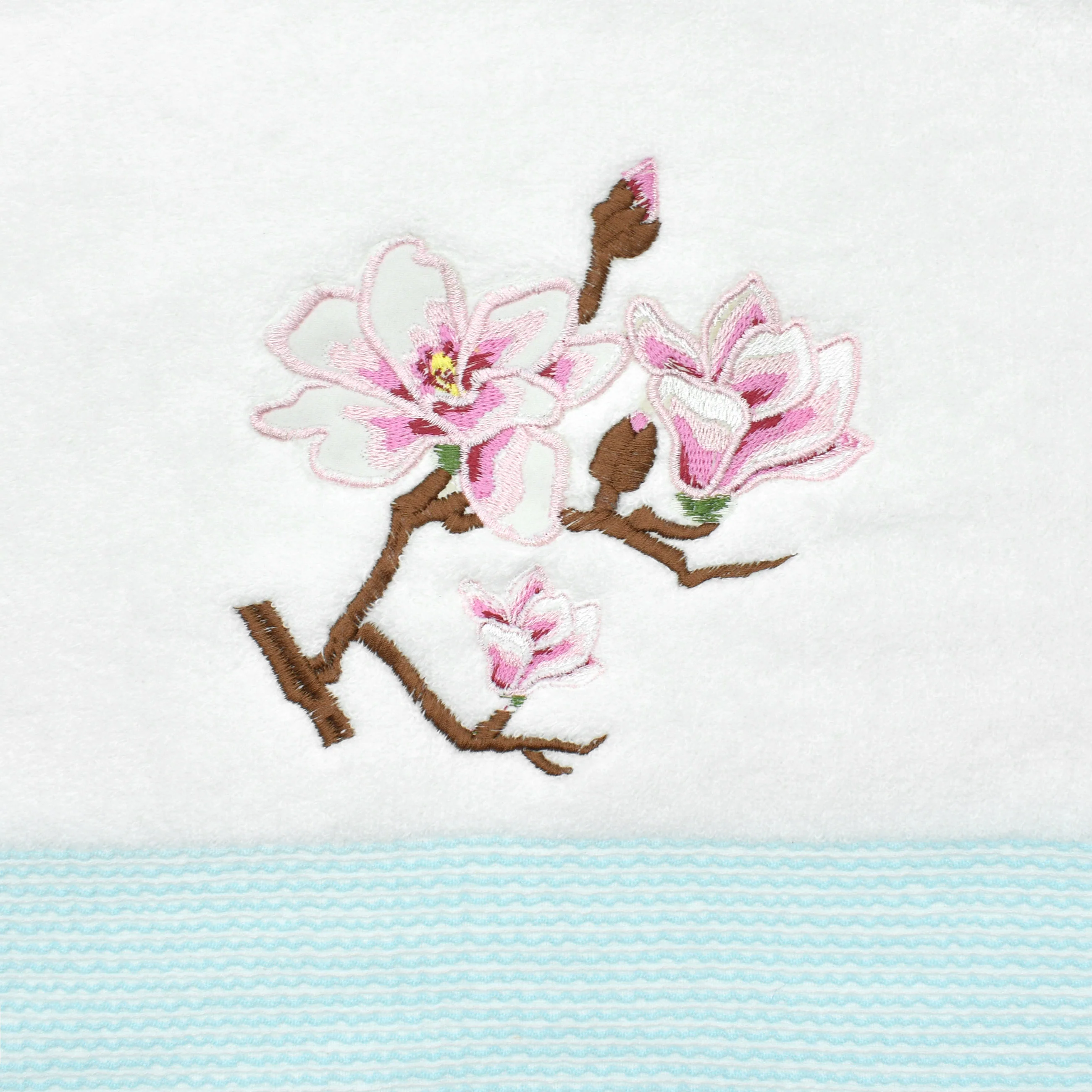 Velosso Mary White Embroidered Floral Bath Towel - Image 3