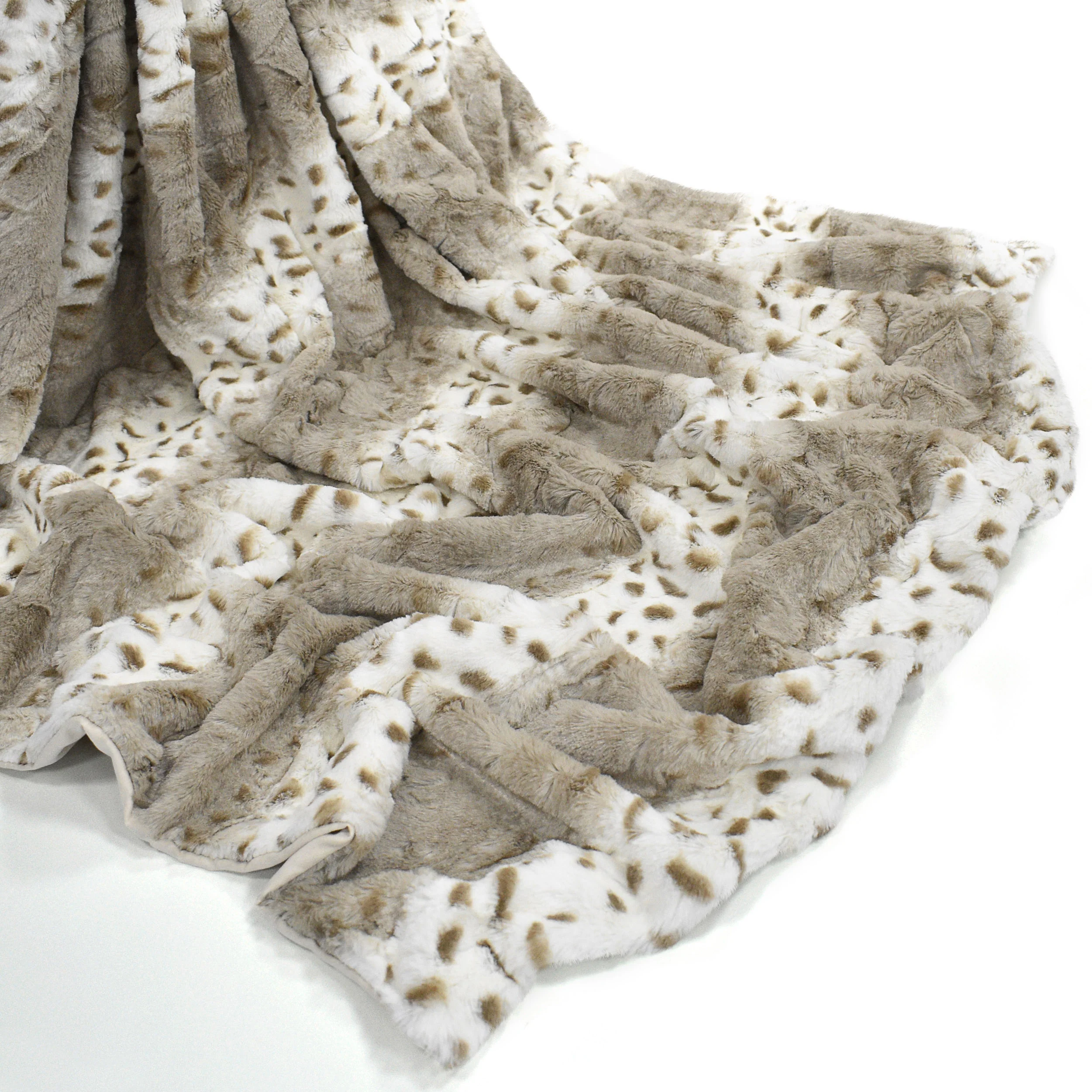 Velosso Luxury Simba Faux Fur Throw