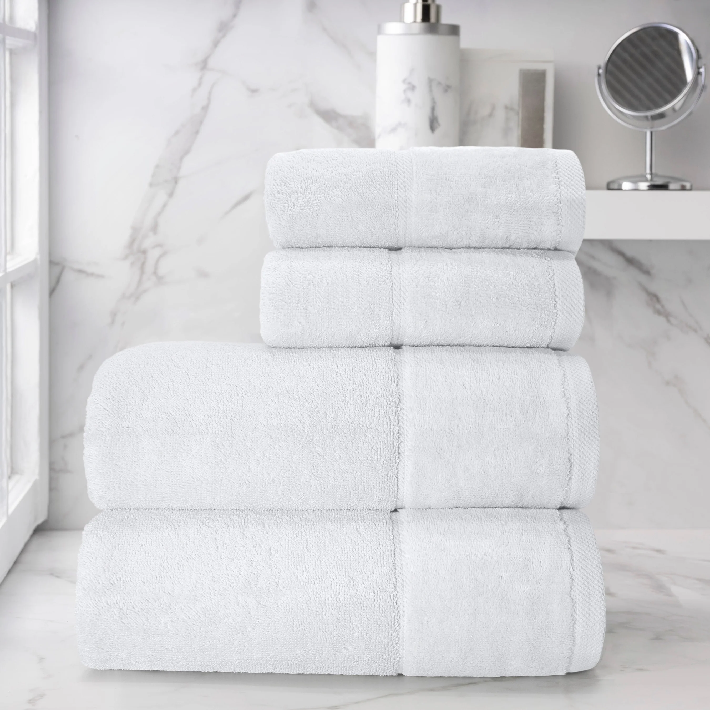 Velosso Plush Velour White 4 Piece Bath Towel Bale Set