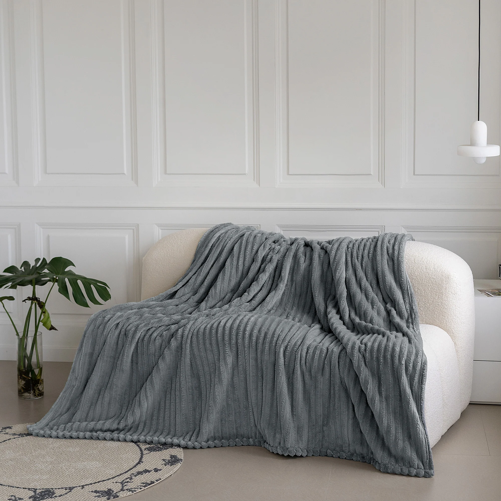 Velosso Silver Super Chunky Cord Faux Mink Blanket - Image 3
