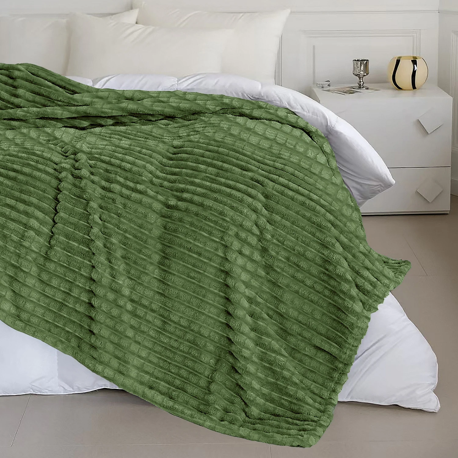 Velosso Super Chunky Waffle Plush Soft Blanket - Olive - Image 5
